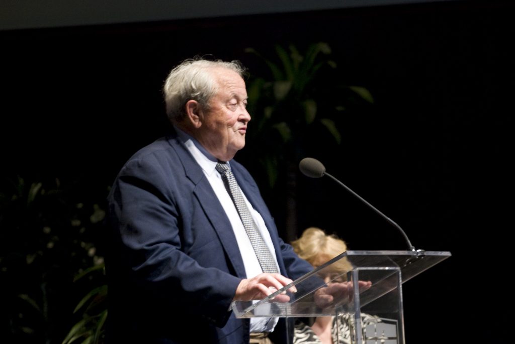 Tom Olbricht speaking at the 2009 Christian Scholars' Conference